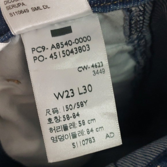 Levi's Baggy Cargo Womens Jeans 23 - Picture 8 of 16